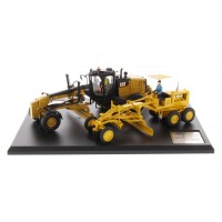 SET MOTONIVELADORA CAT N.º 12 y 12M3 ESC 1:50