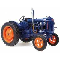 TRACTOR FORDSON E27N Esc: 1:16 2638