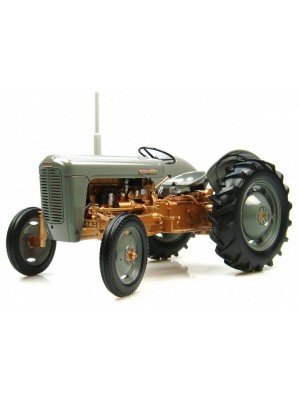 TRACTOR FERGUSON FE35 (1956) ESCALA 1/16